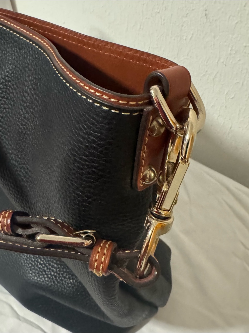 Dooney & Bourke Women’s Pebble Grain Sac Excellent Business Casual Wide Strap - Picture 5 of 14